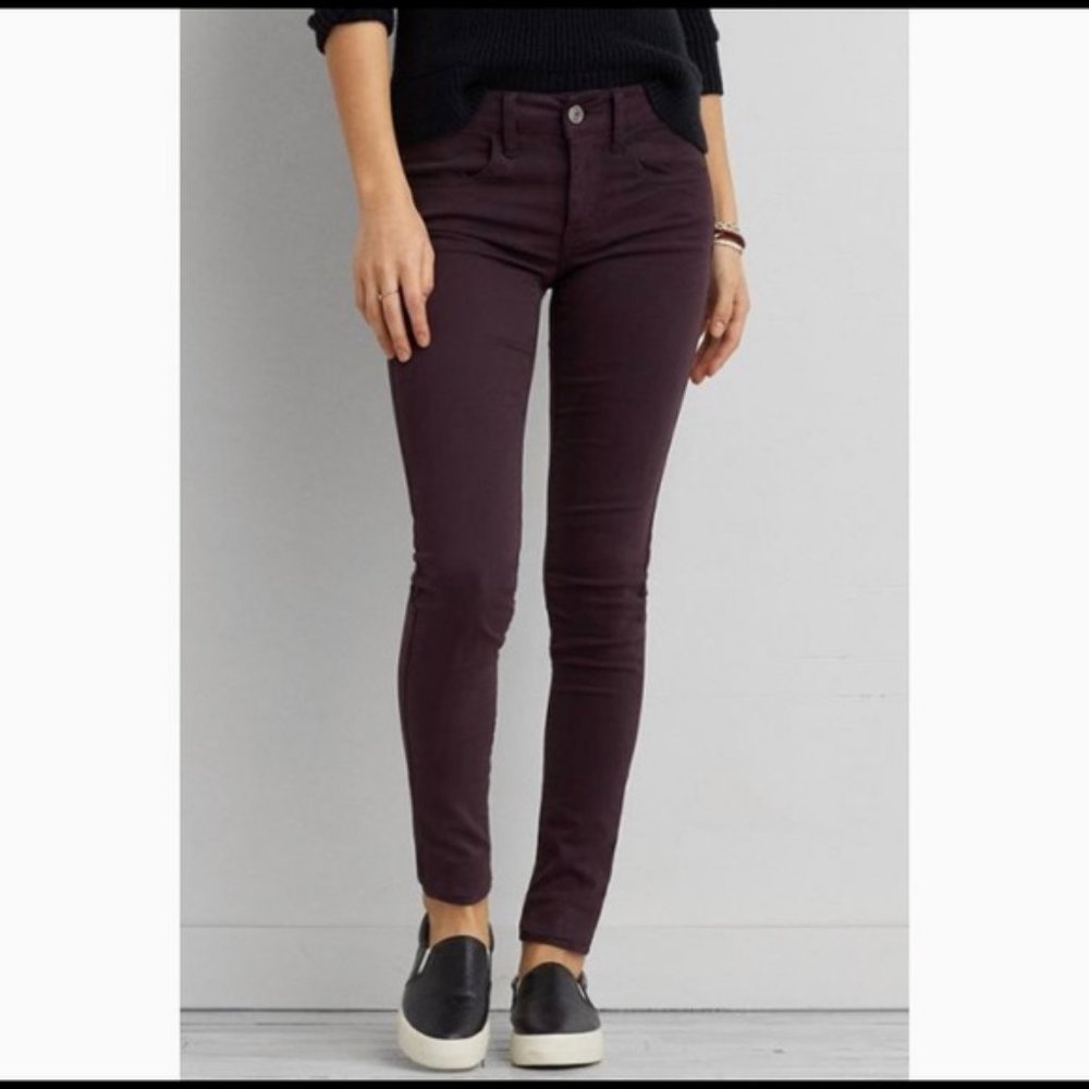 AEO Purple corduroy skinny jeans, size 6